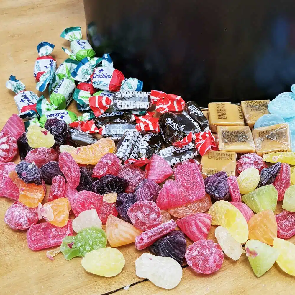 Coffret bonbon ancien – Grande boite Vinyl en métal – Image 8