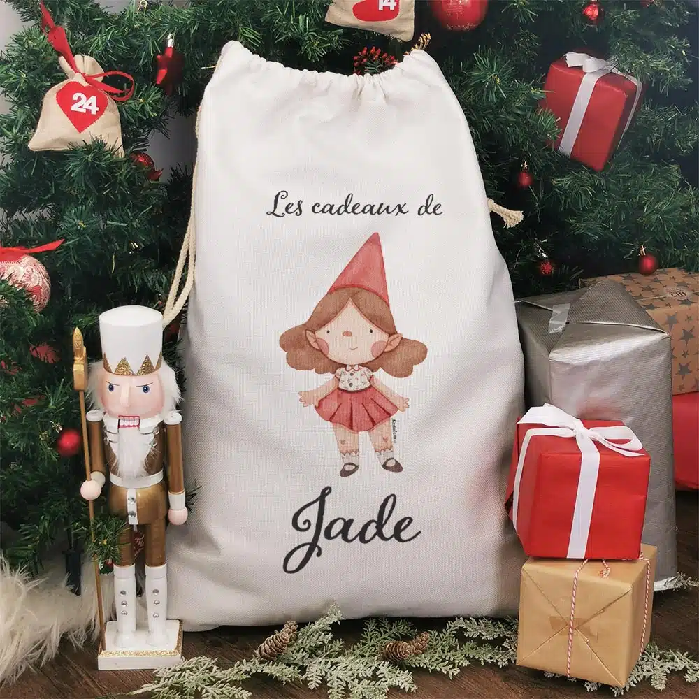 Hotte de Noël XXL personnalisée – “Les cadeaux de …” – Lutin (Fille) – Image 3