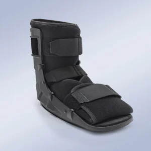 Botte de marche Black Walker courte